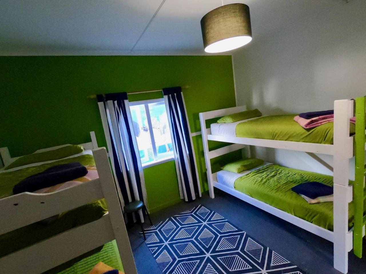 Ducks & Drakes Boutique Motel & Backpackers New Plymouth Exterior foto